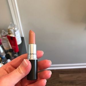 Mac Satin Nude Lipstick in FleshPot